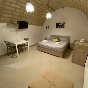 https://mirabari.barihotels.org